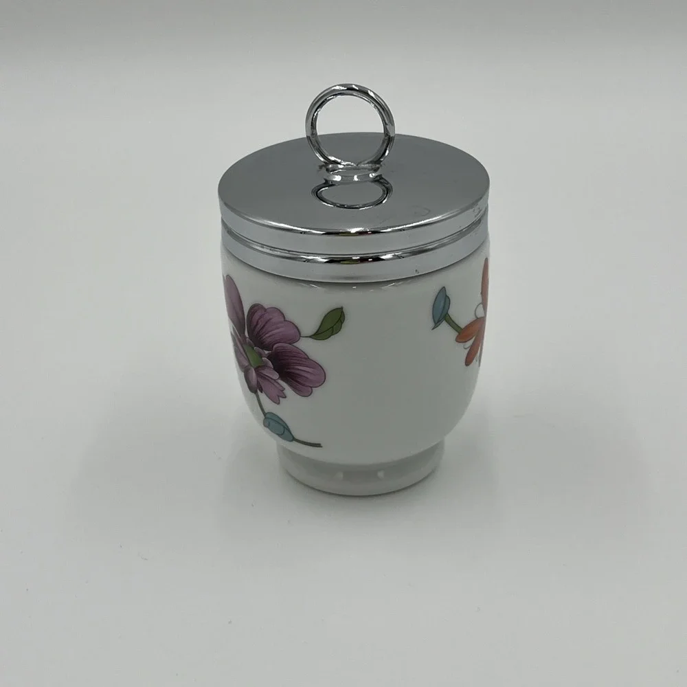 Vintage Royal‎ Worcester porcelain egg coddler-England Floral Dinning